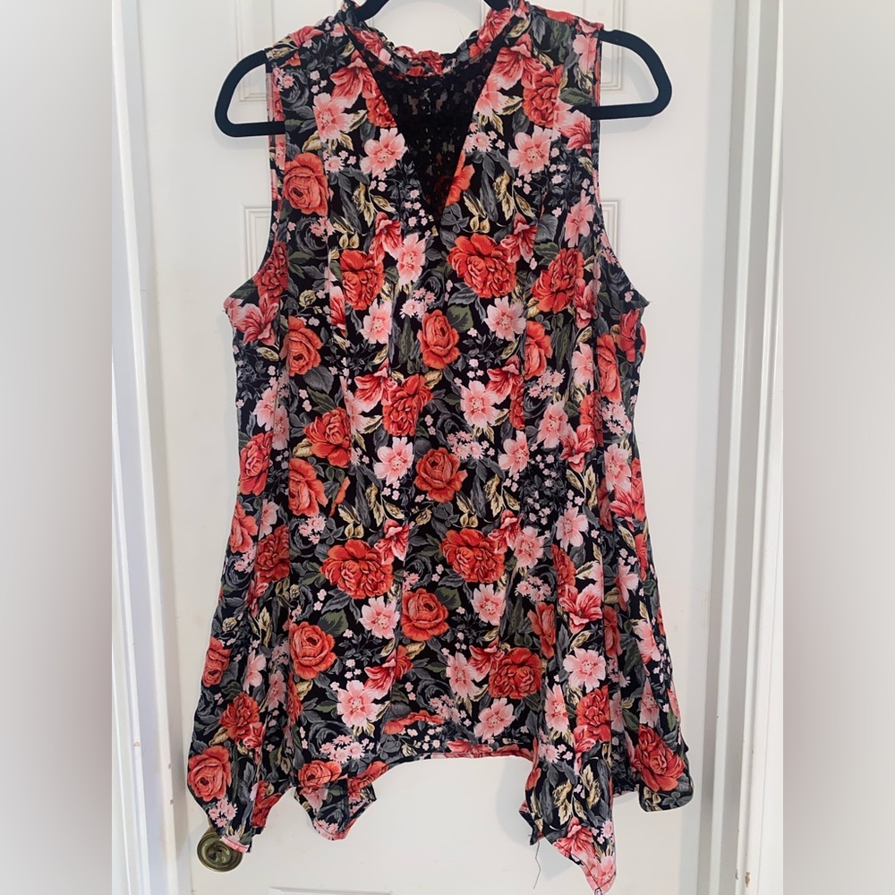 Torrid Georgette Floral V-Neck‎ Blouse - Black and Pink